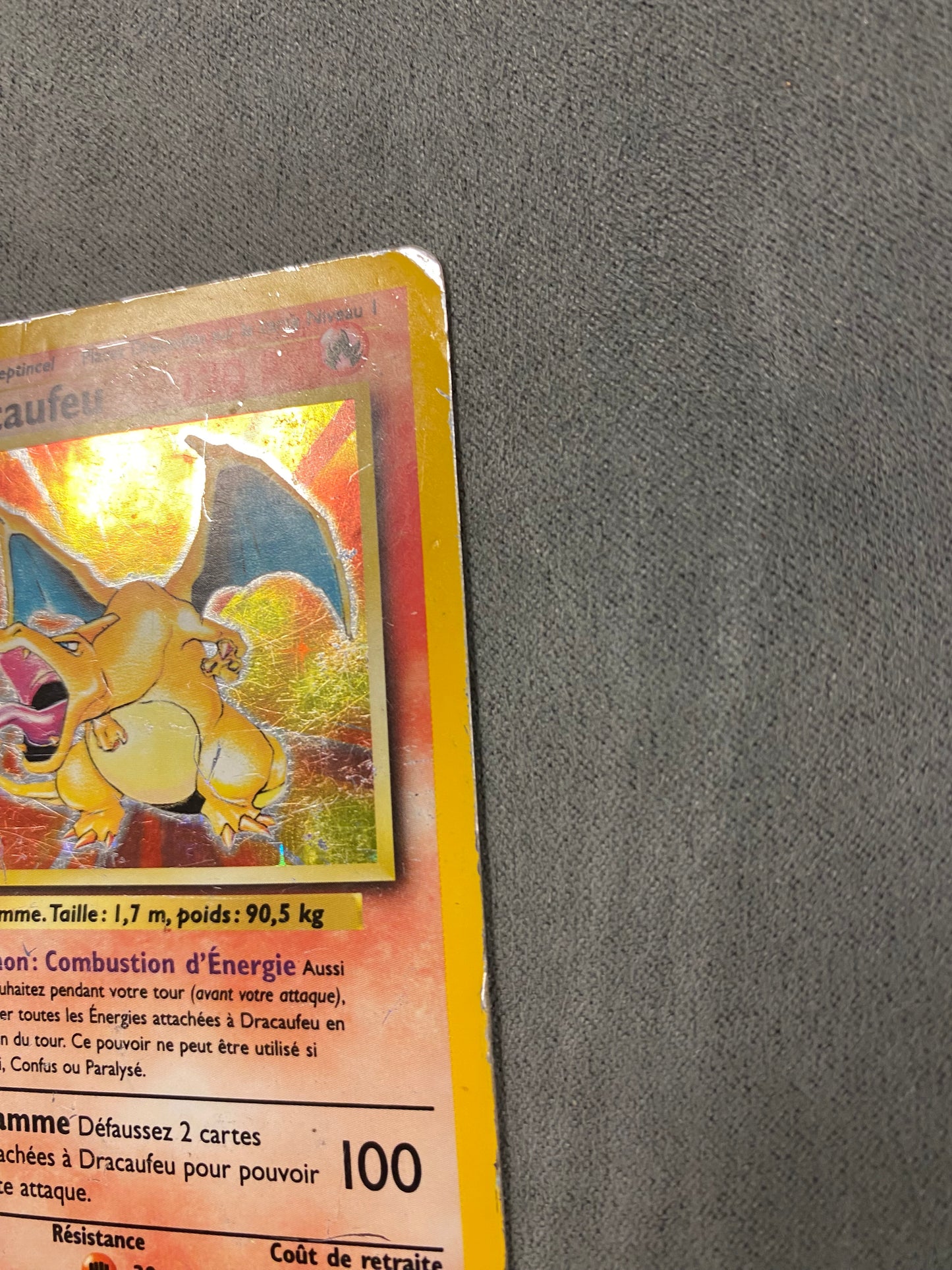 Carte pokémon Dracaufeu 4/102 set de base