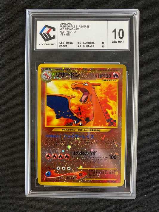 Carte Pokémon Charizard premium file 2 CCC 10
